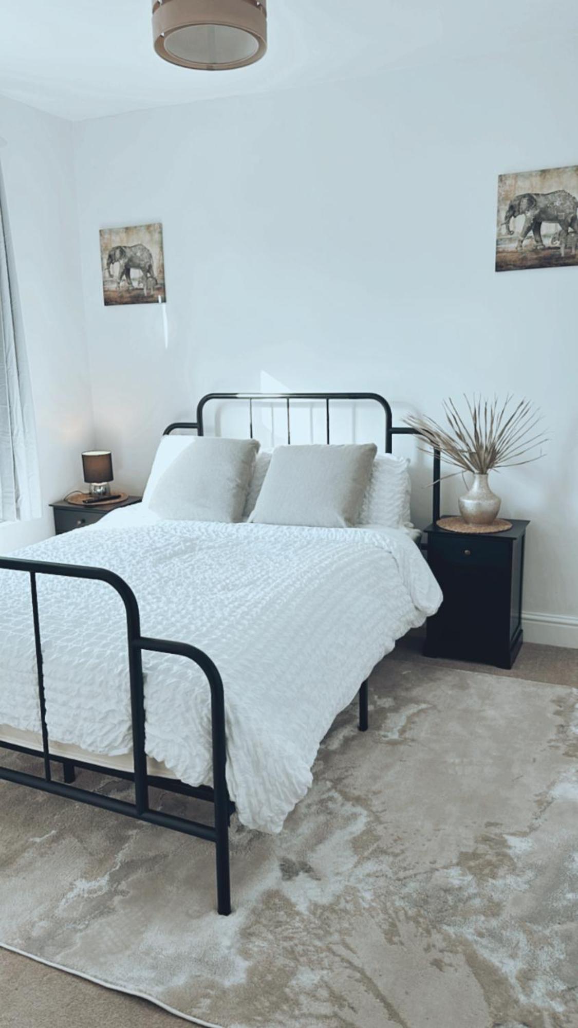 Southsea Homestays - Three Bedroom Home, Sleeps 8 - With Garden & Hot Tub Portsmouth Exteriér fotografie